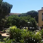 לינה וארוחת בוקר Maria Montis